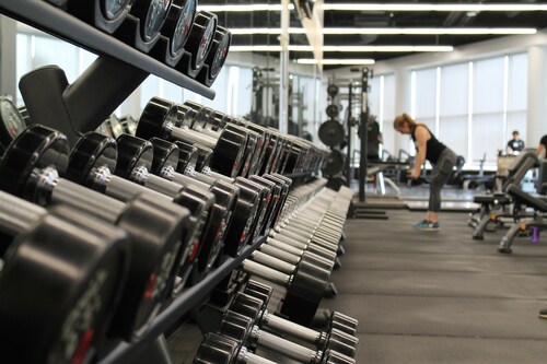 Cardio vs. Strength: Selecting Appropriate Gym Equipment for Your Objectives